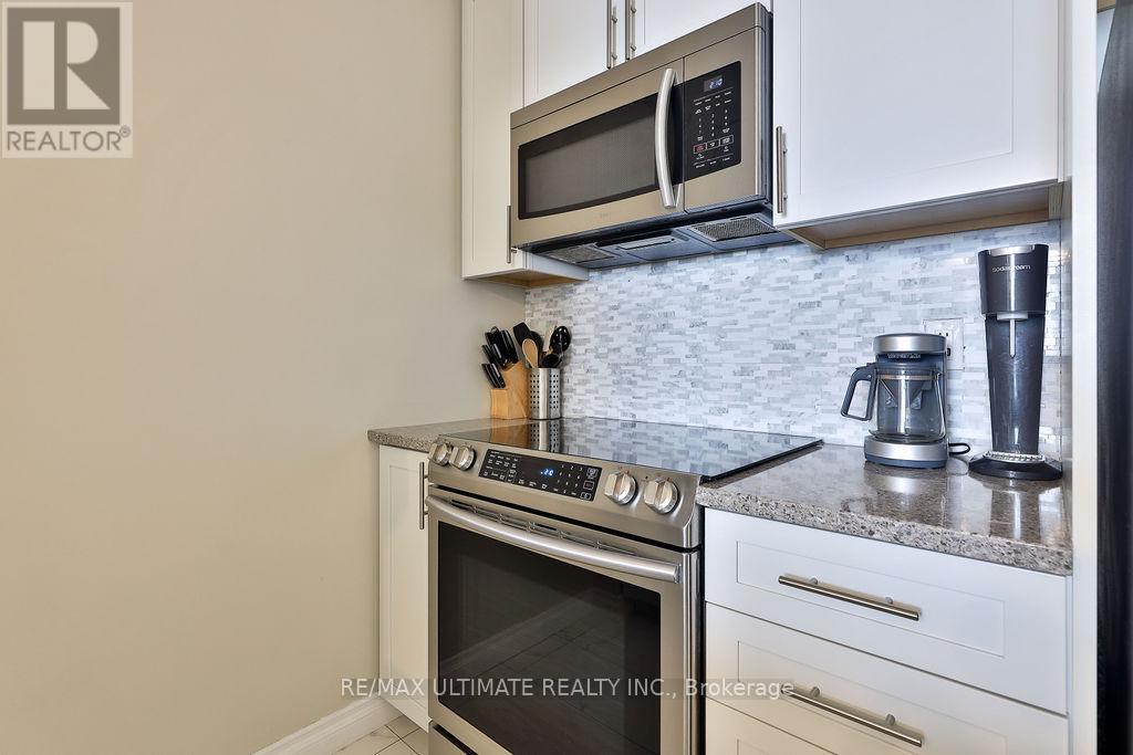 2404 - 60 Heintzman Street, Toronto, Ontario  M6P 5A1 - Photo 8 - W13031214