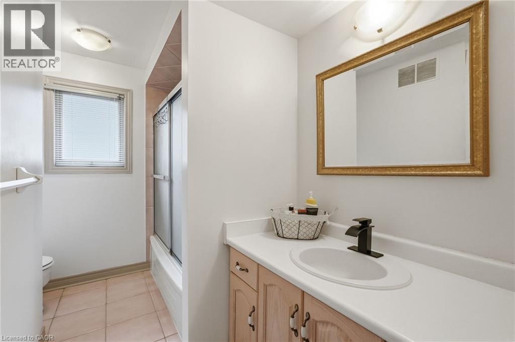 113 Meadowlands Boulevard, Ancaster, Ontario  L9K 1H8 - Photo 20 - 40823498