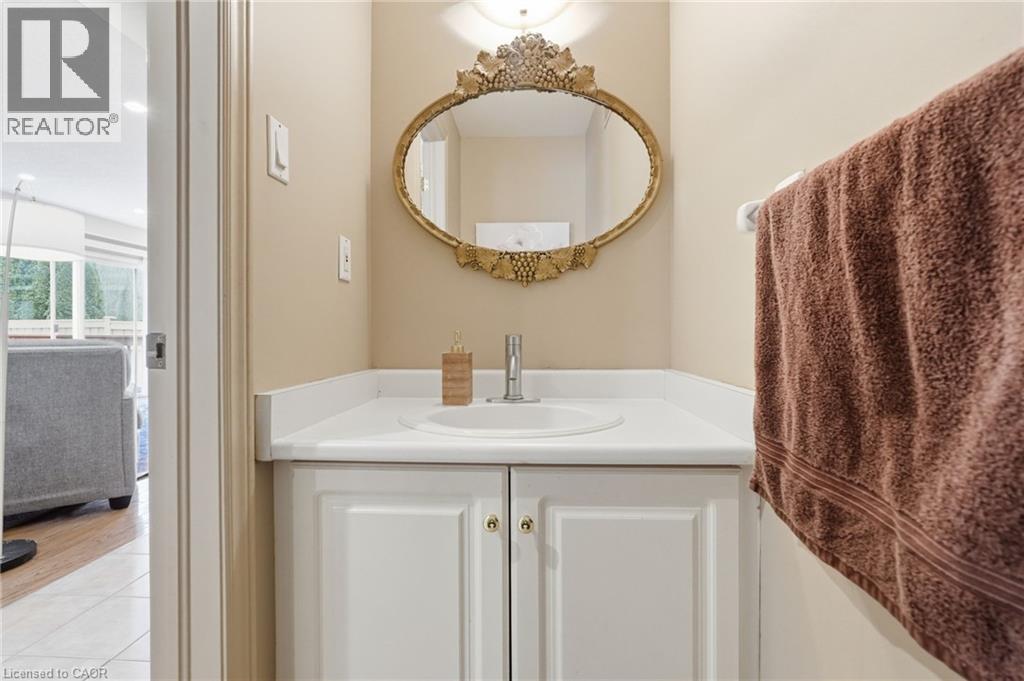 113 Meadowlands Boulevard, Ancaster, Ontario  L9K 1H8 - Photo 10 - 40823498