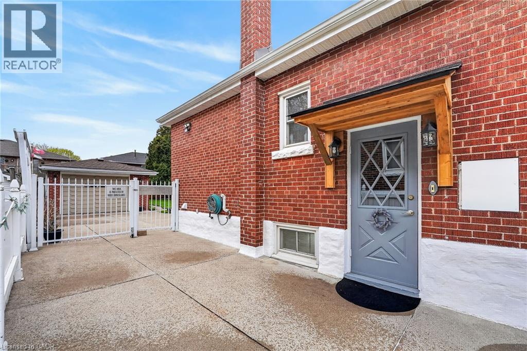 34 Normandy Road, Hamilton, Ontario  L8K 1S3 - Photo 3 - 40815393
