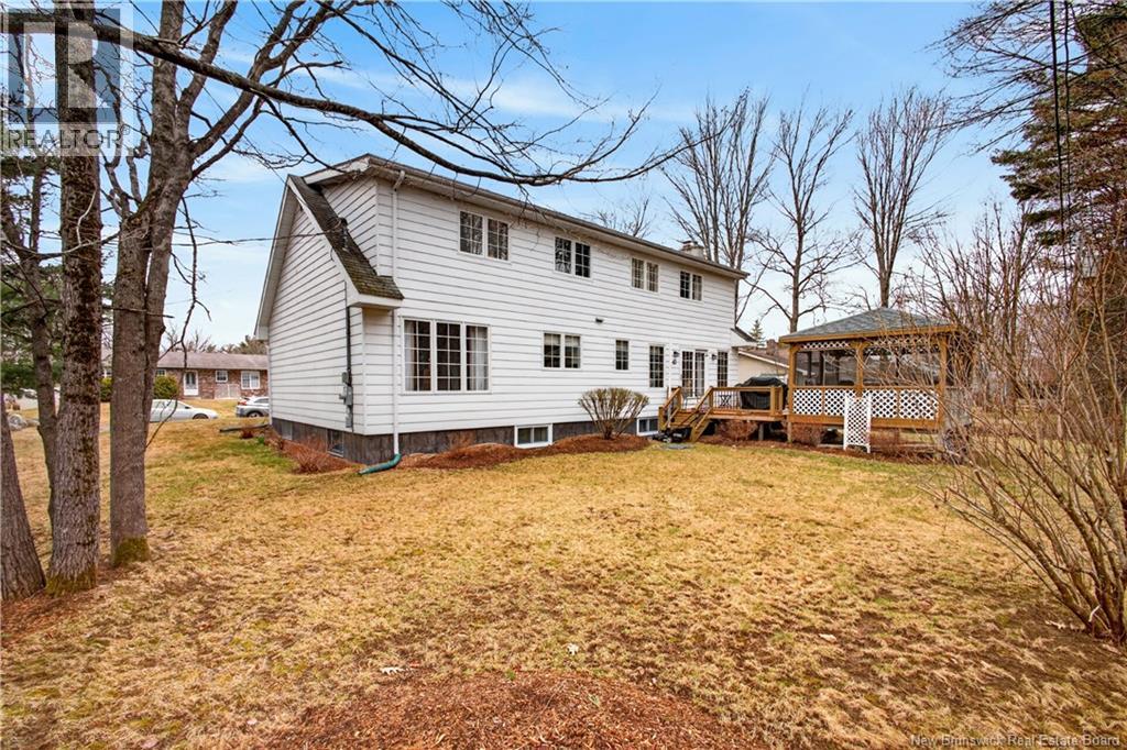 33 Winslow Street, Miramichi, New Brunswick  E1N 2Y2 - Photo 3 - NB136315