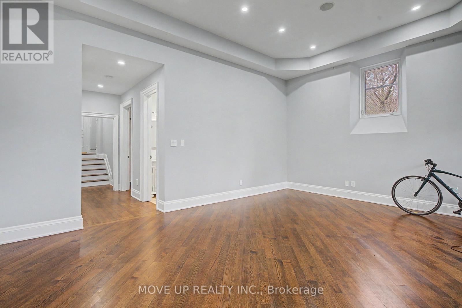 226 Glengarry Avenue, Toronto, Ontario  M5M 1E4 - Photo 39 - C13023054