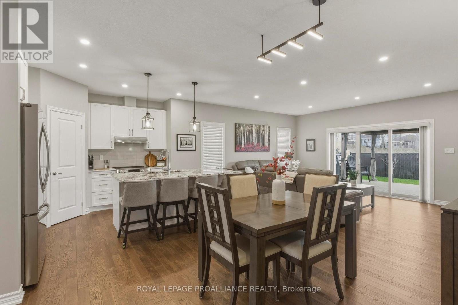 117 Adley Drive, Brockville, Ontario  K6V 7J2 - Photo 3 - X13066906