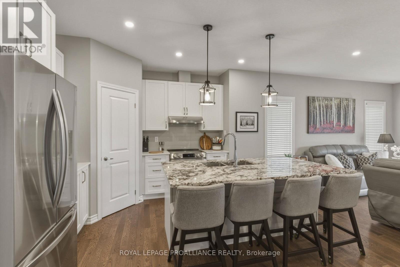 117 Adley Drive, Brockville, Ontario  K6V 7J2 - Photo 5 - X13066906