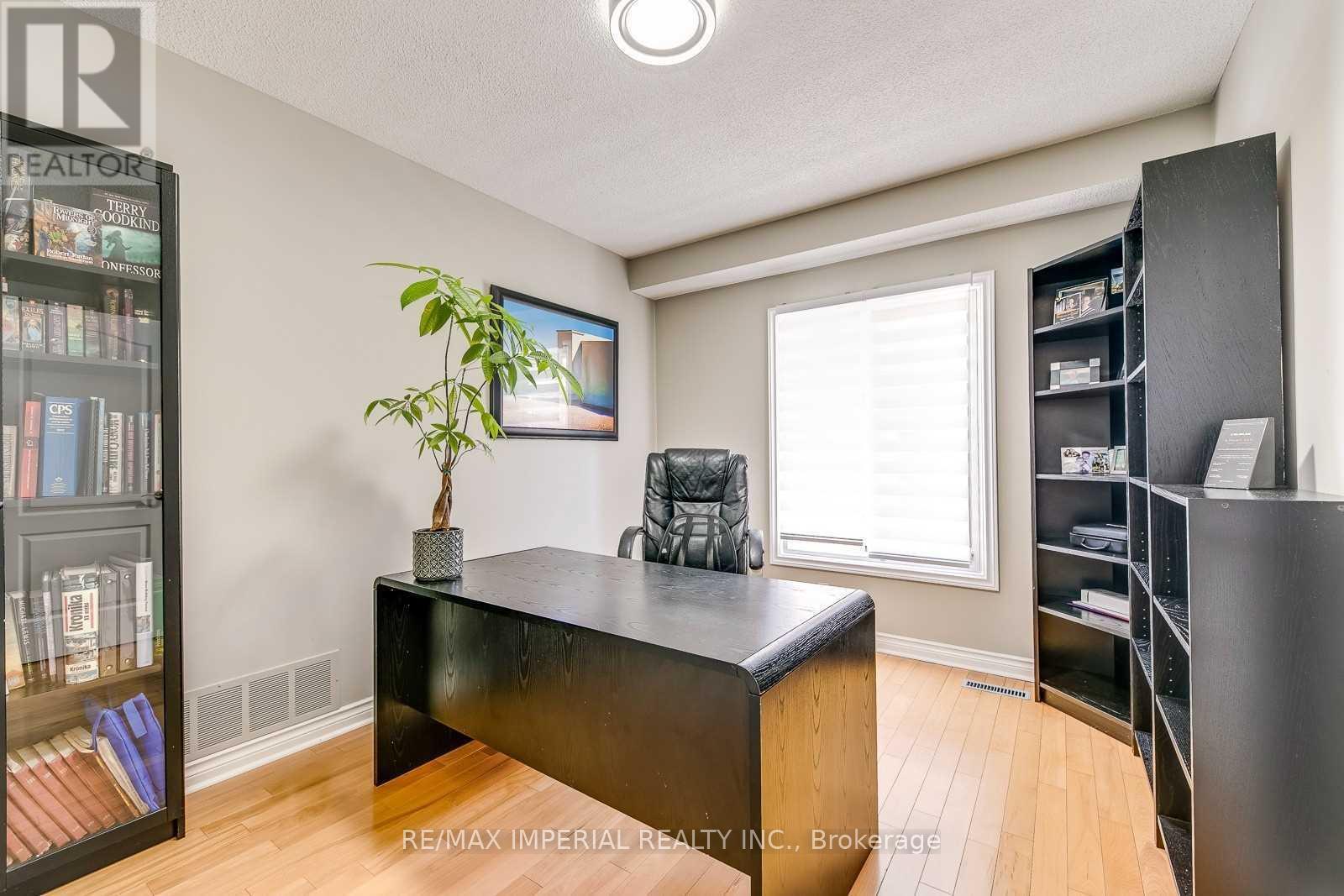 5859 Riverside Place, Mississauga, Ontario  L5M 4X1 - Photo 21 - W13057672