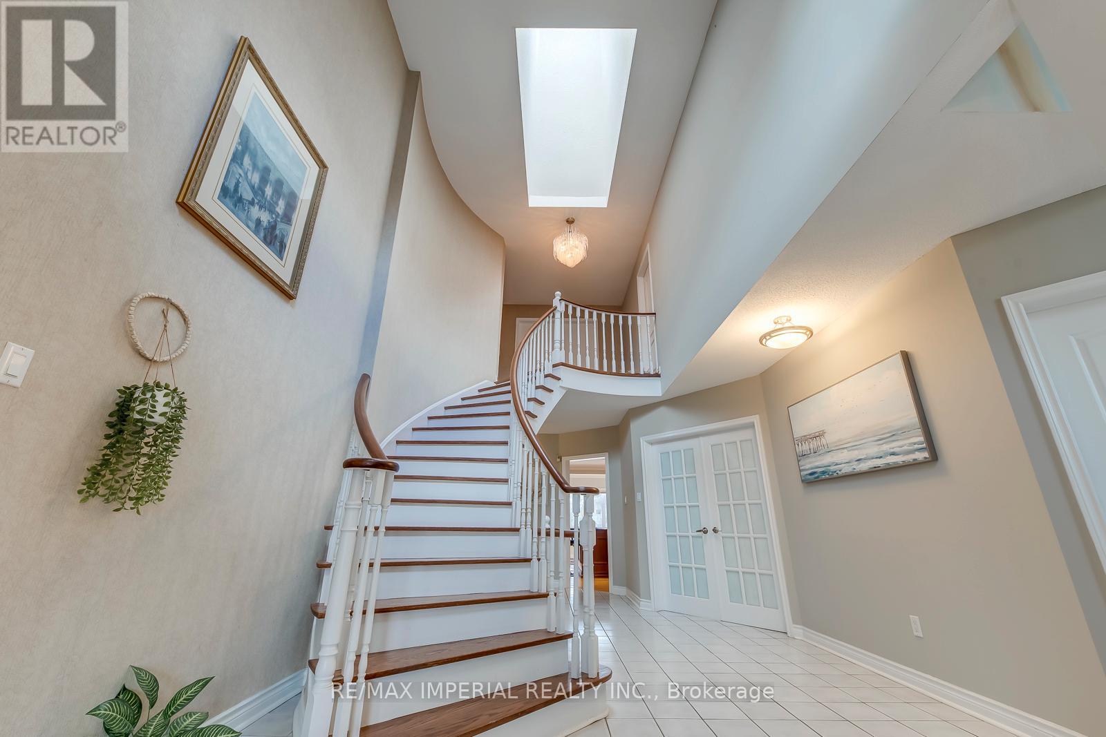 5859 Riverside Place, Mississauga, Ontario  L5M 4X1 - Photo 20 - W13057672