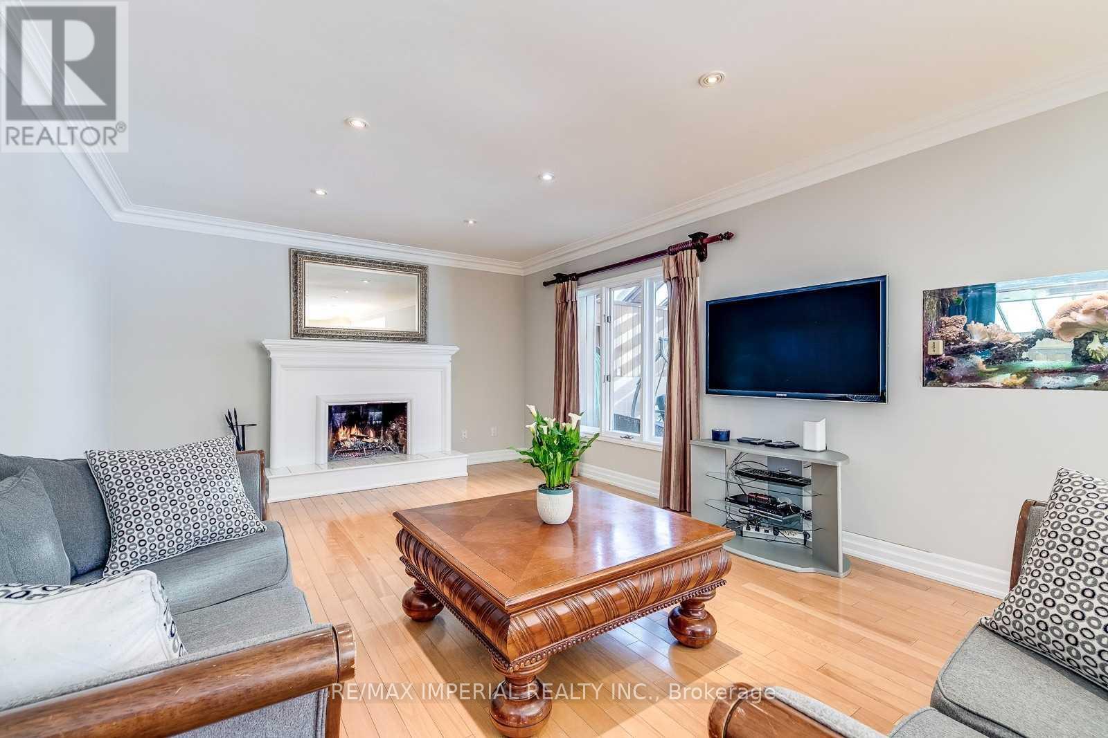 5859 Riverside Place, Mississauga, Ontario  L5M 4X1 - Photo 27 - W13057672