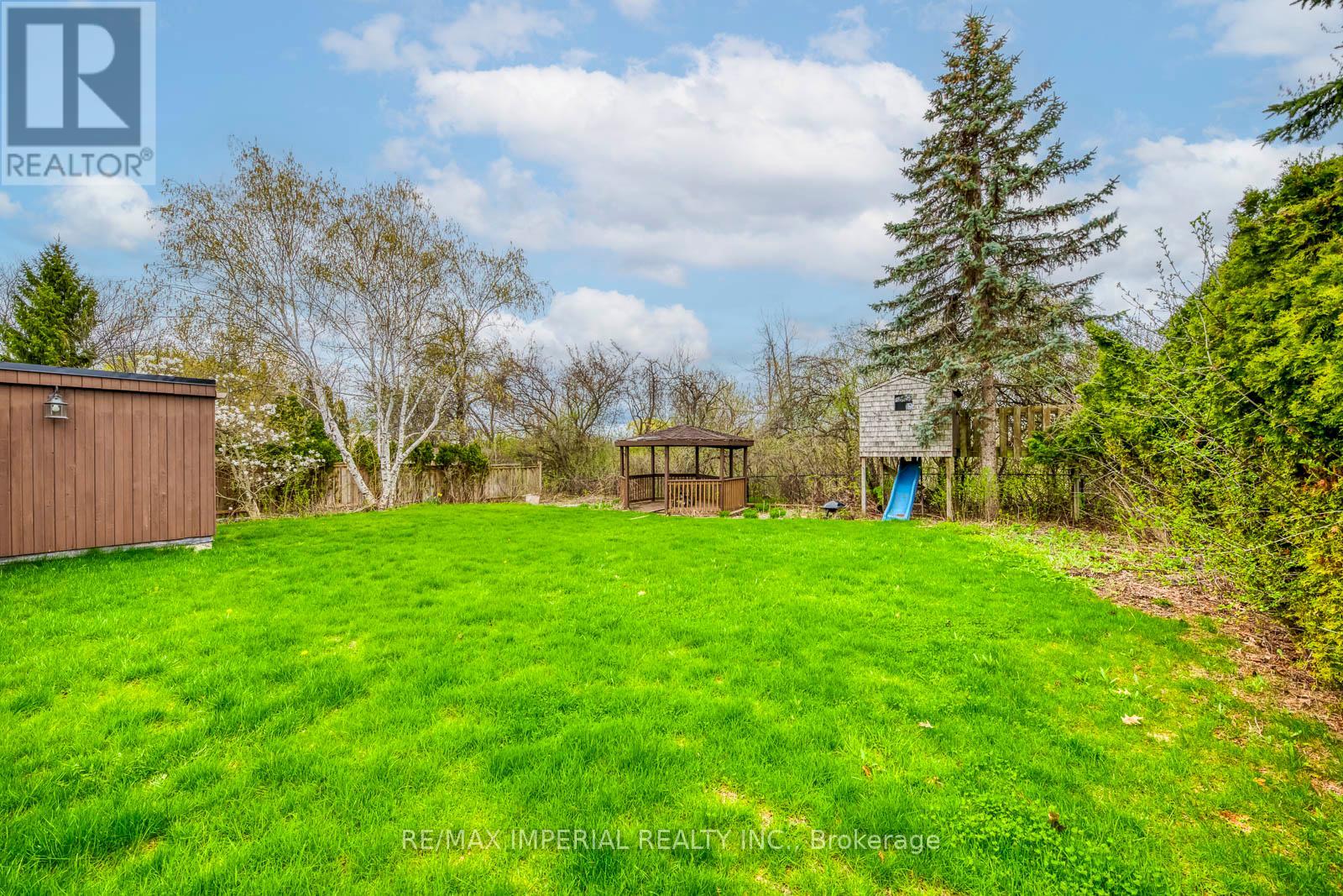 5859 Riverside Place, Mississauga, Ontario  L5M 4X1 - Photo 45 - W13057672
