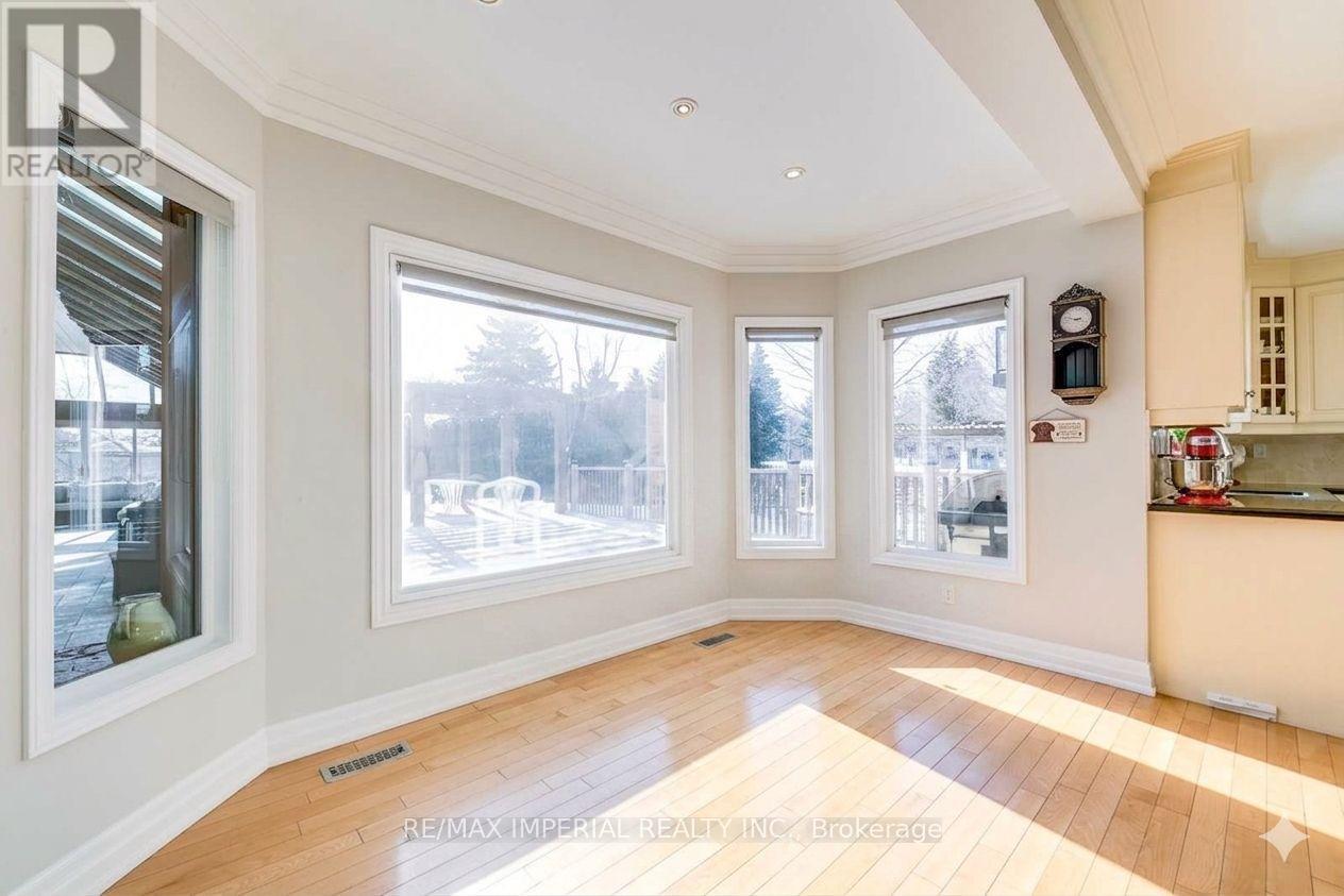 5859 Riverside Place, Mississauga, Ontario  L5M 4X1 - Photo 33 - W13057672