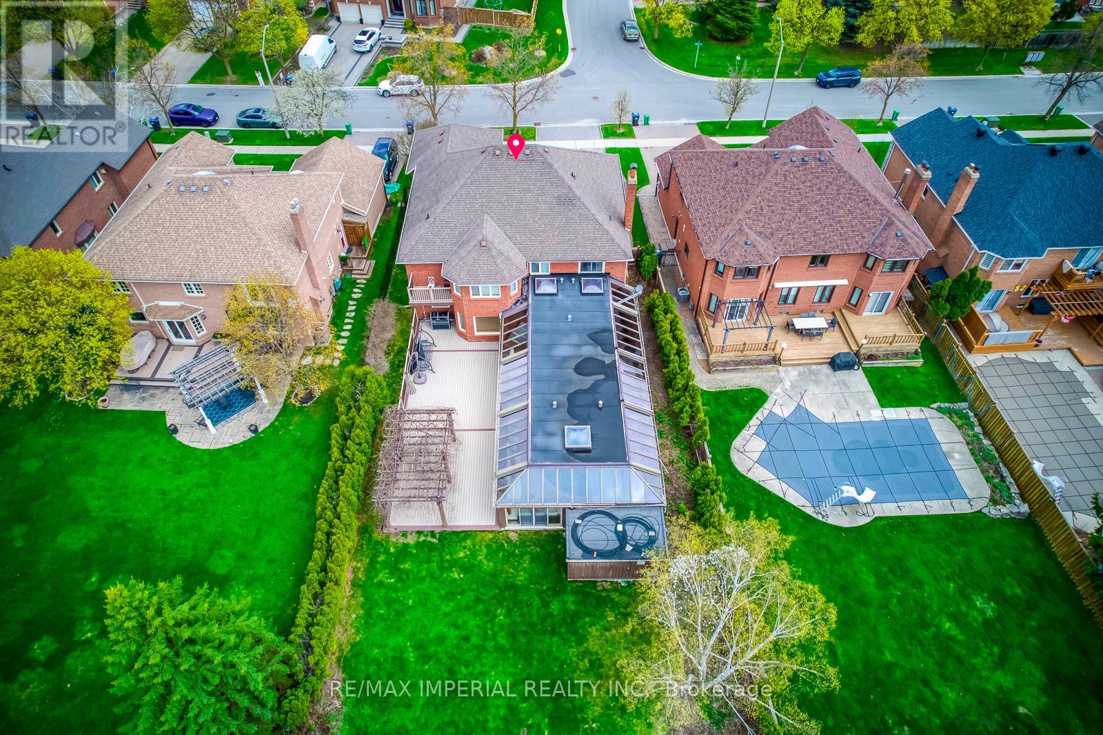 5859 Riverside Place, Mississauga, Ontario  L5M 4X1 - Photo 49 - W13057672