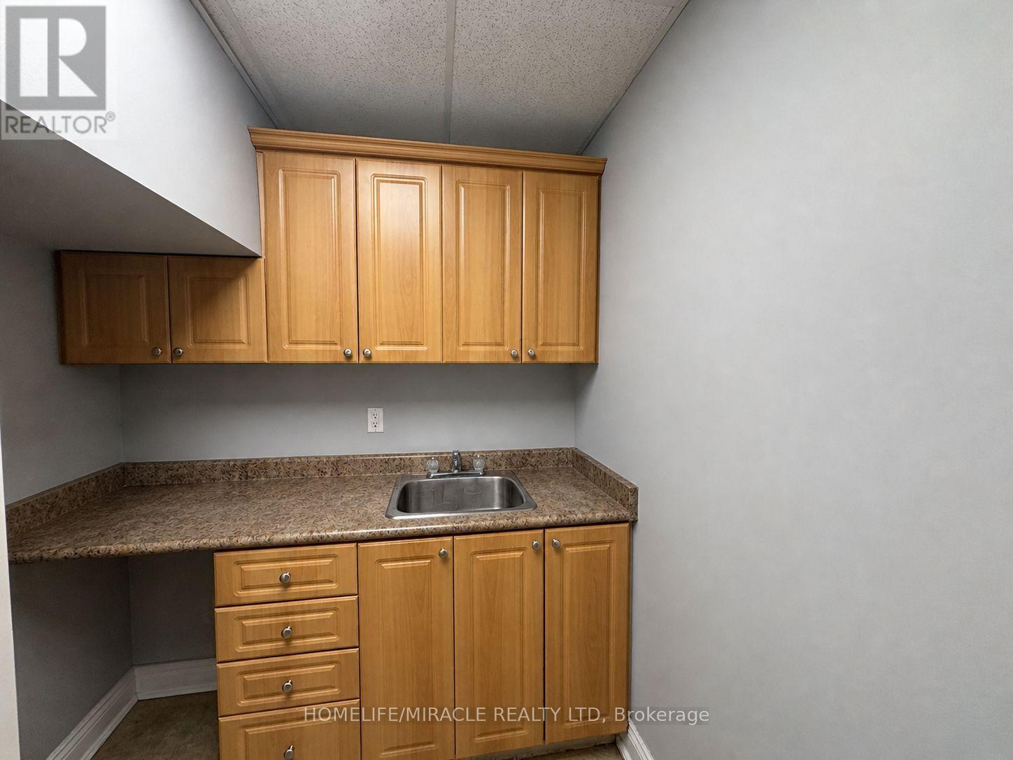 6 (2nd Floor) - 1332 Khalsa Drive, Mississauga, Ontario  L5S 0A2 - Photo 10 - W13066114