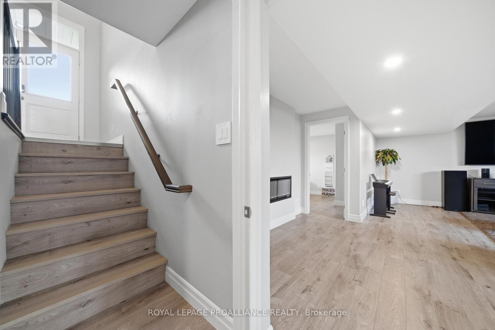 13 Cattail Crescent, Quinte West, Ontario  K8V 0J3 - Photo 25 - X13067084