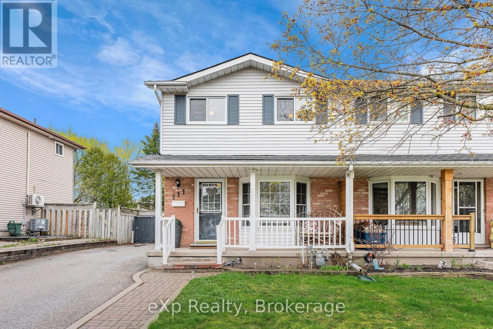 111 CONNELLY DRIVE, Kitchener, Ontario