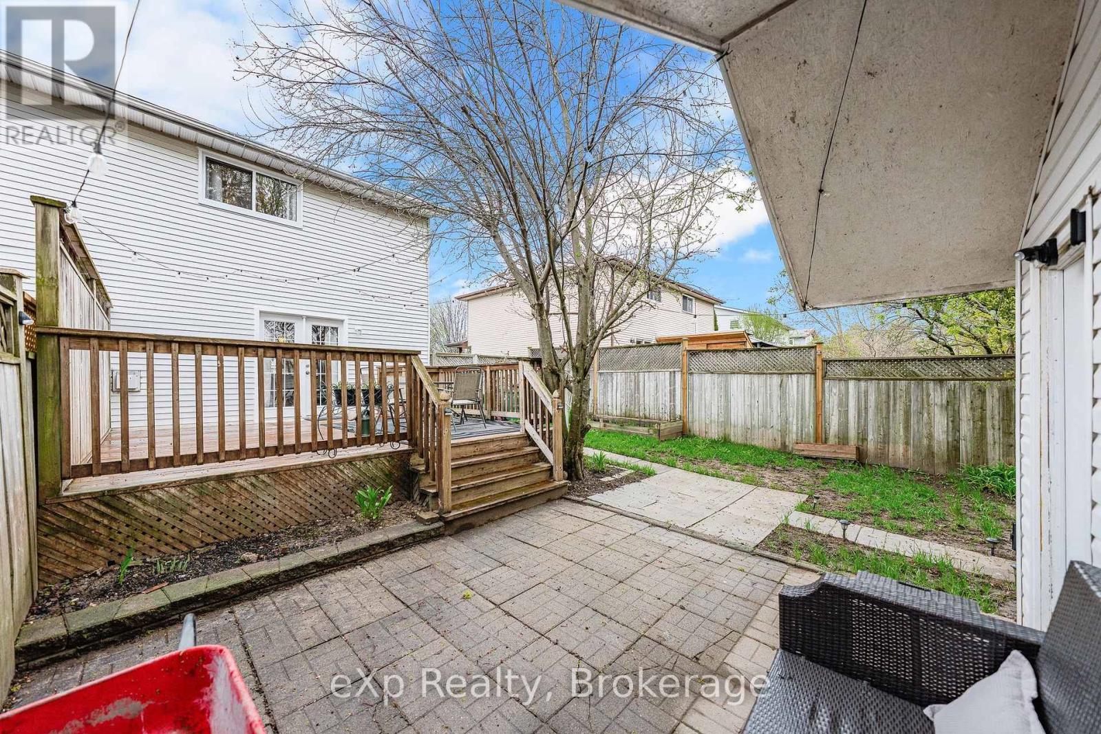 111 Connelly Drive, Kitchener, Ontario  N2N 2T9 - Photo 34 - X13066904