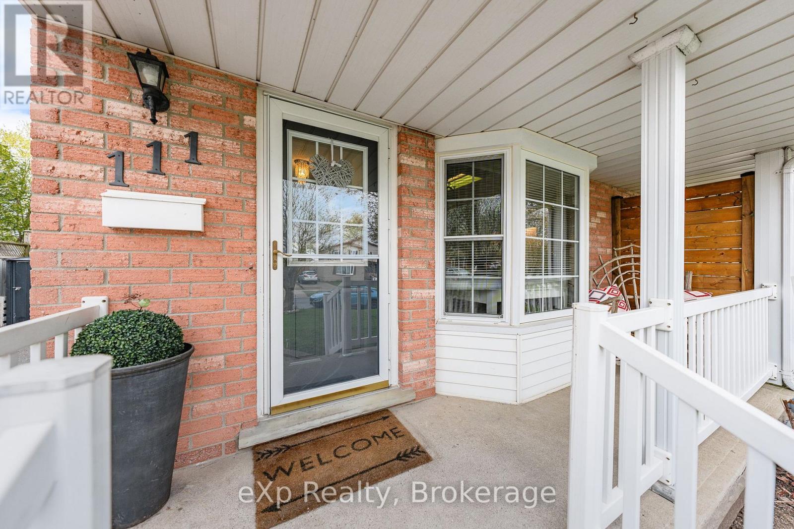 111 Connelly Drive, Kitchener, Ontario  N2N 2T9 - Photo 6 - X13066904