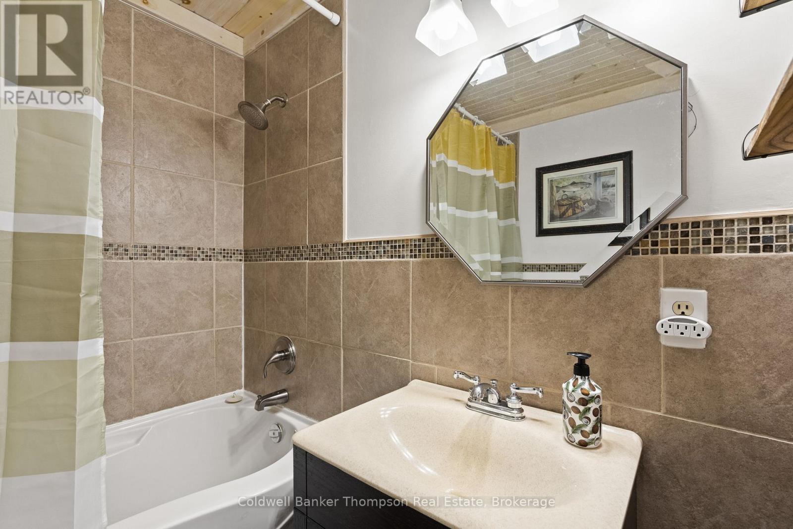 47 Florence Street W, Huntsville, Ontario  P1H 1V4 - Photo 21 - X13067008