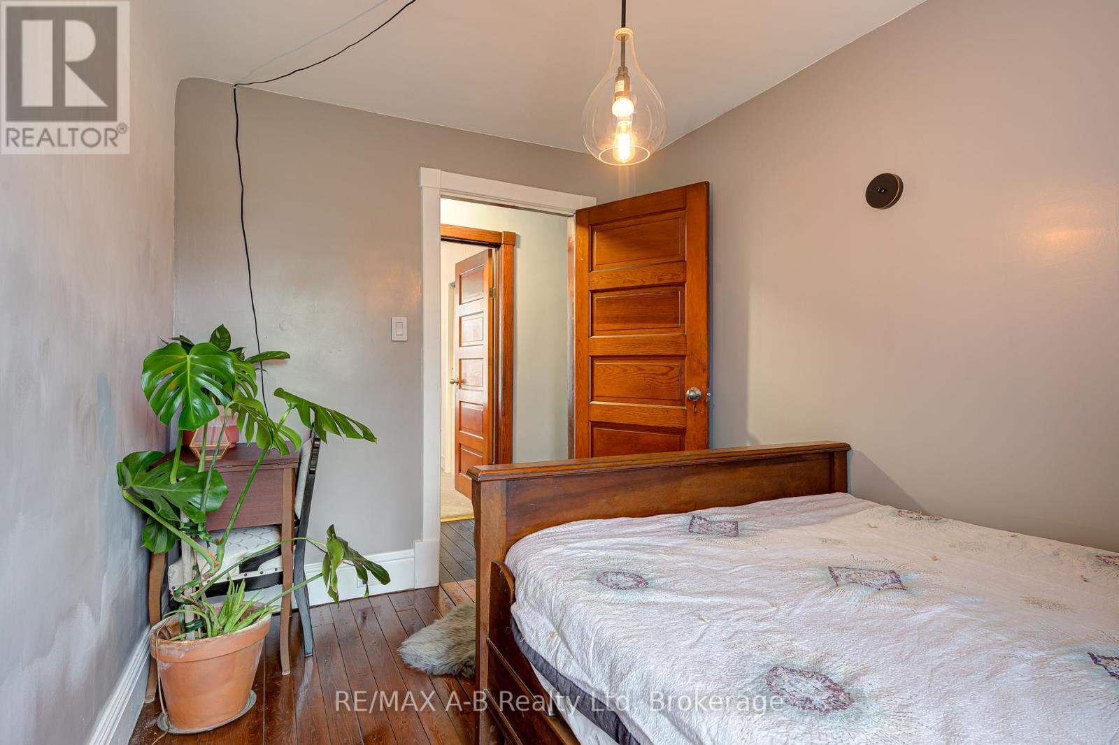 11 Brant Street, Stratford, Ontario  N5A 3X1 - Photo 28 - X13067032