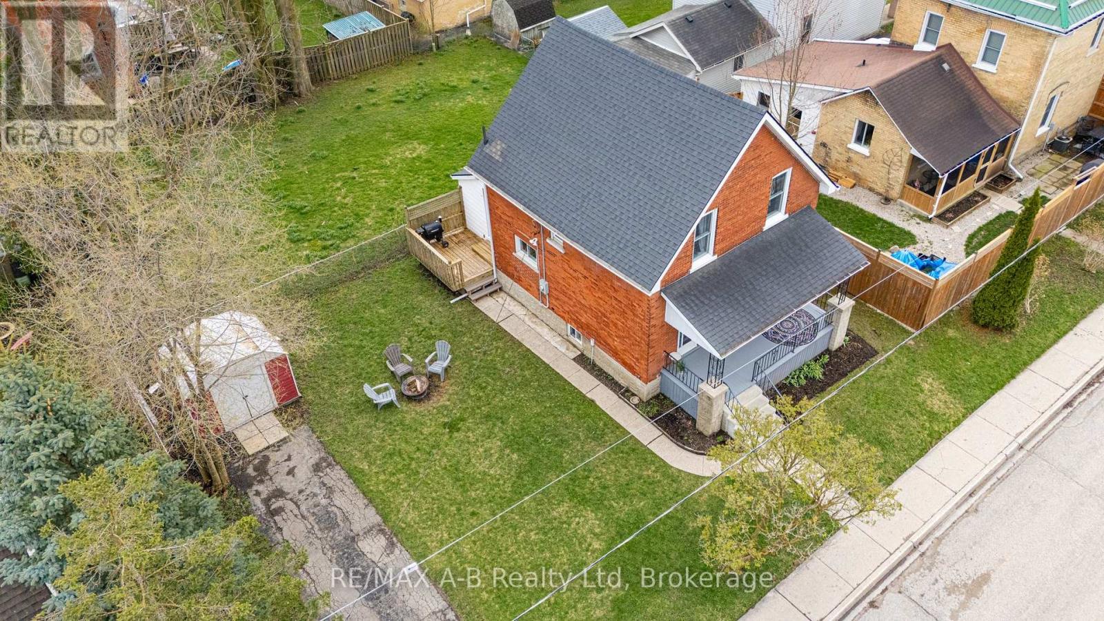 11 Brant Street, Stratford, Ontario  N5A 3X1 - Photo 46 - X13067032