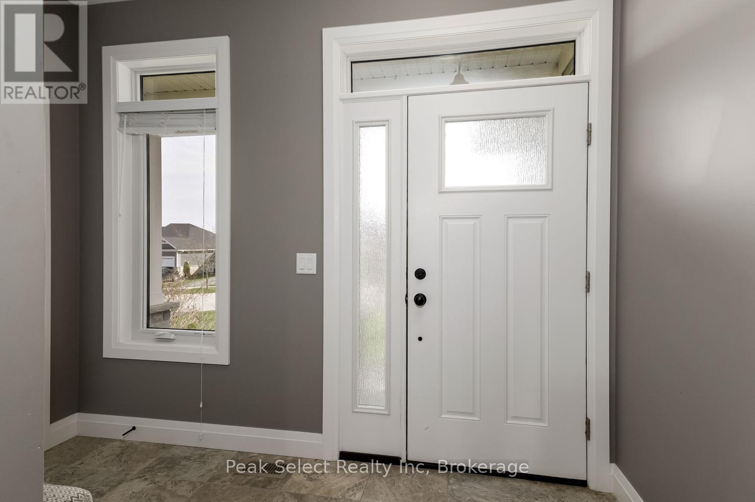 230 St. Maria Street, St. Marys, Ontario  N4X 0B3 - Photo 5 - X13067106