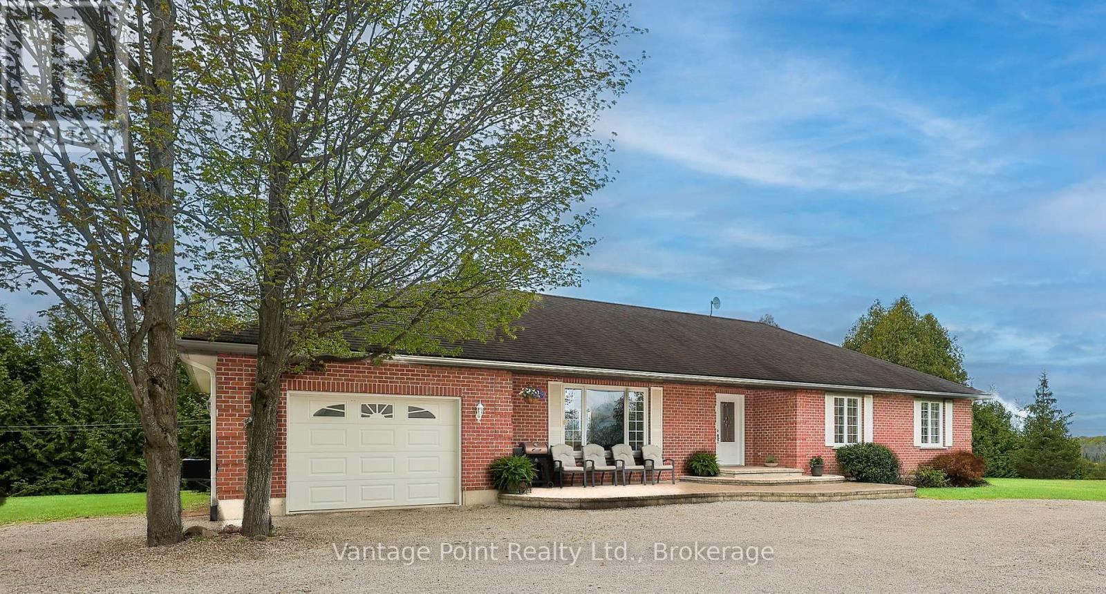 776761 10 Highway, Chatsworth, Ontario  N0H 1R0 - Photo 2 - X13067114