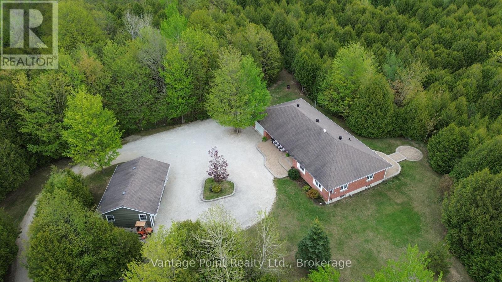 776761 10 Highway, Chatsworth, Ontario  N0H 1R0 - Photo 8 - X13067114