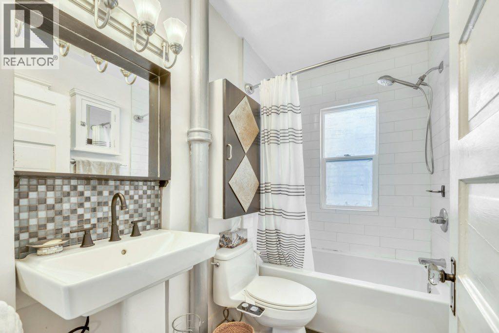2612 26a Street SW, Calgary, Alberta  T3E 2C7 - Photo 36 - A2291702
