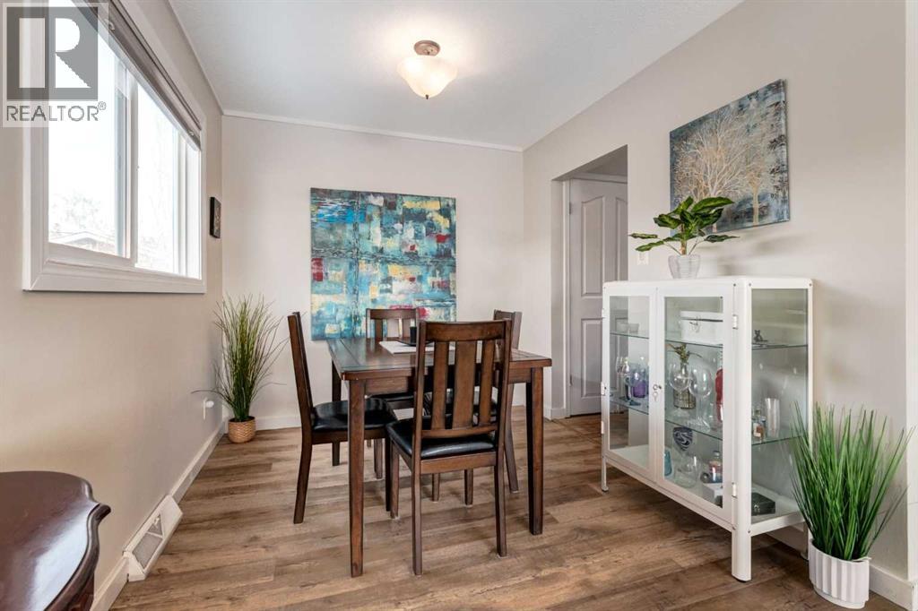 332 Avonburn Road Se, Calgary, Alberta  T2H 1N8 - Photo 7 - A2298574