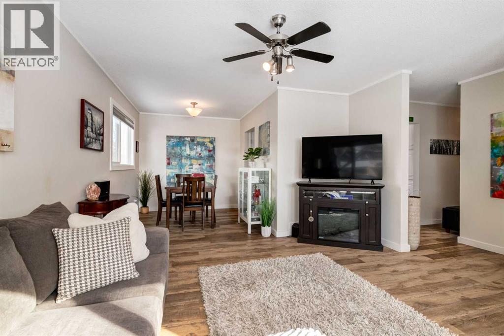 332 Avonburn Road Se, Calgary, Alberta  T2H 1N8 - Photo 6 - A2298574