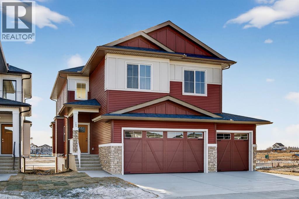 709 Dawson Common, Chestermere, Alberta  T1X 1Z7 - Photo 1 - A2305430
