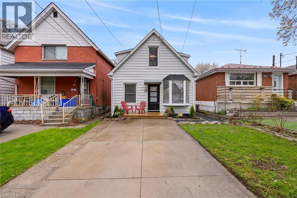 24 East 24th Street, Hamilton, Ontario  L8V 2X7 - Photo 2 - 40825877