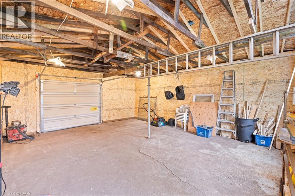 24 East 24th Street, Hamilton, Ontario  L8V 2X7 - Photo 7 - 40825877