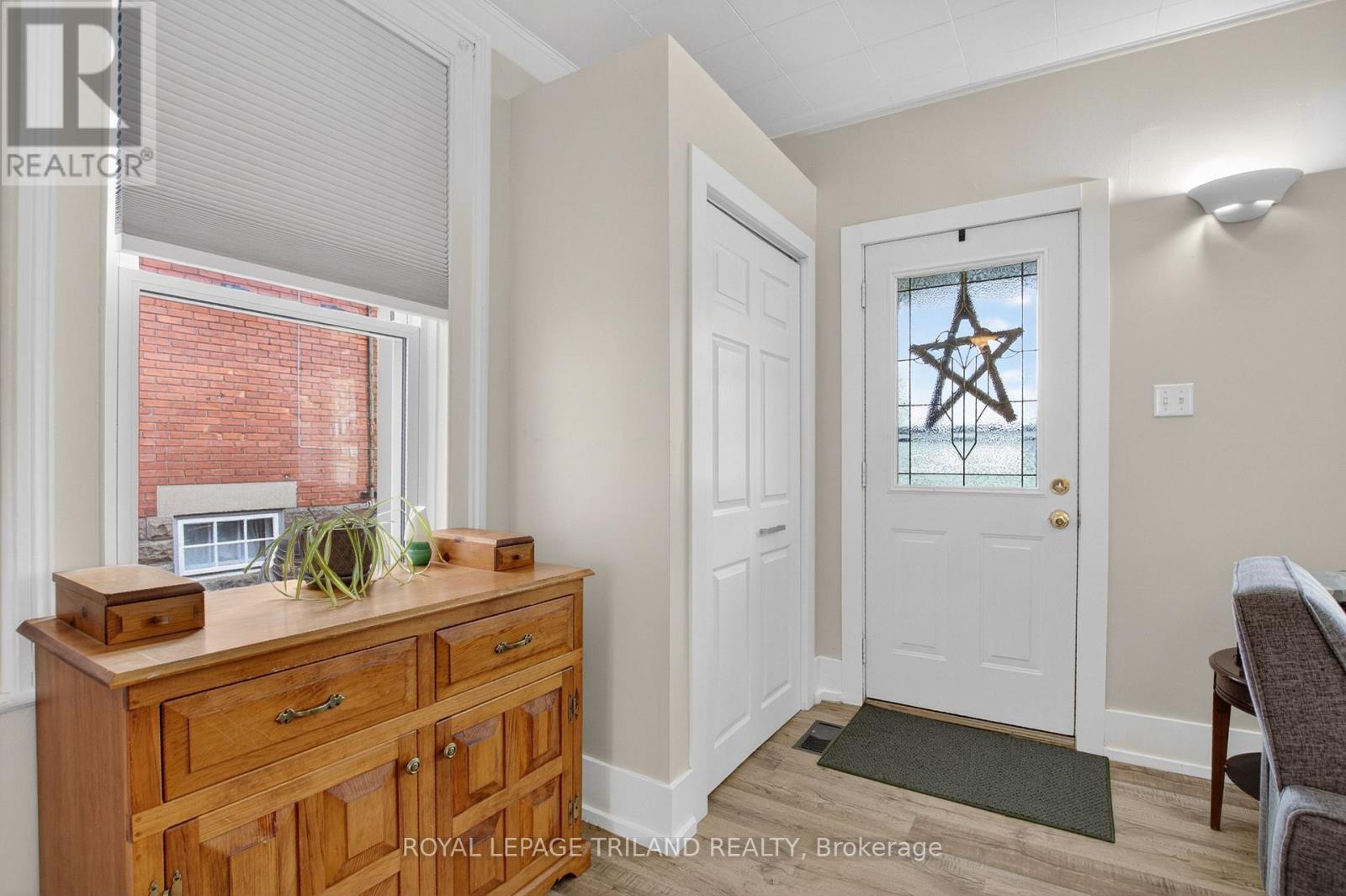 81 Locust Street, St. Thomas, Ontario  N5R 2C3 - Photo 4 - X13066954