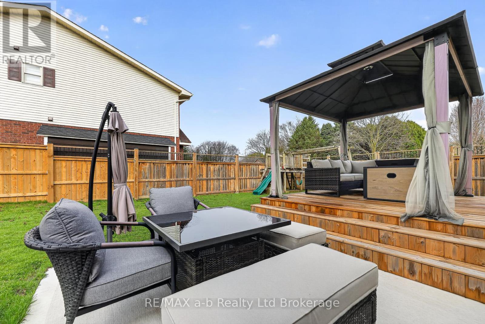 346 Riverview Drive, Strathroy-Caradoc, Ontario  N7G 4B7 - Photo 34 - X13018228