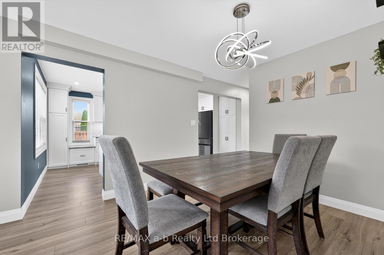 346 Riverview Drive, Strathroy-Caradoc, Ontario  N7G 4B7 - Photo 8 - X13018228
