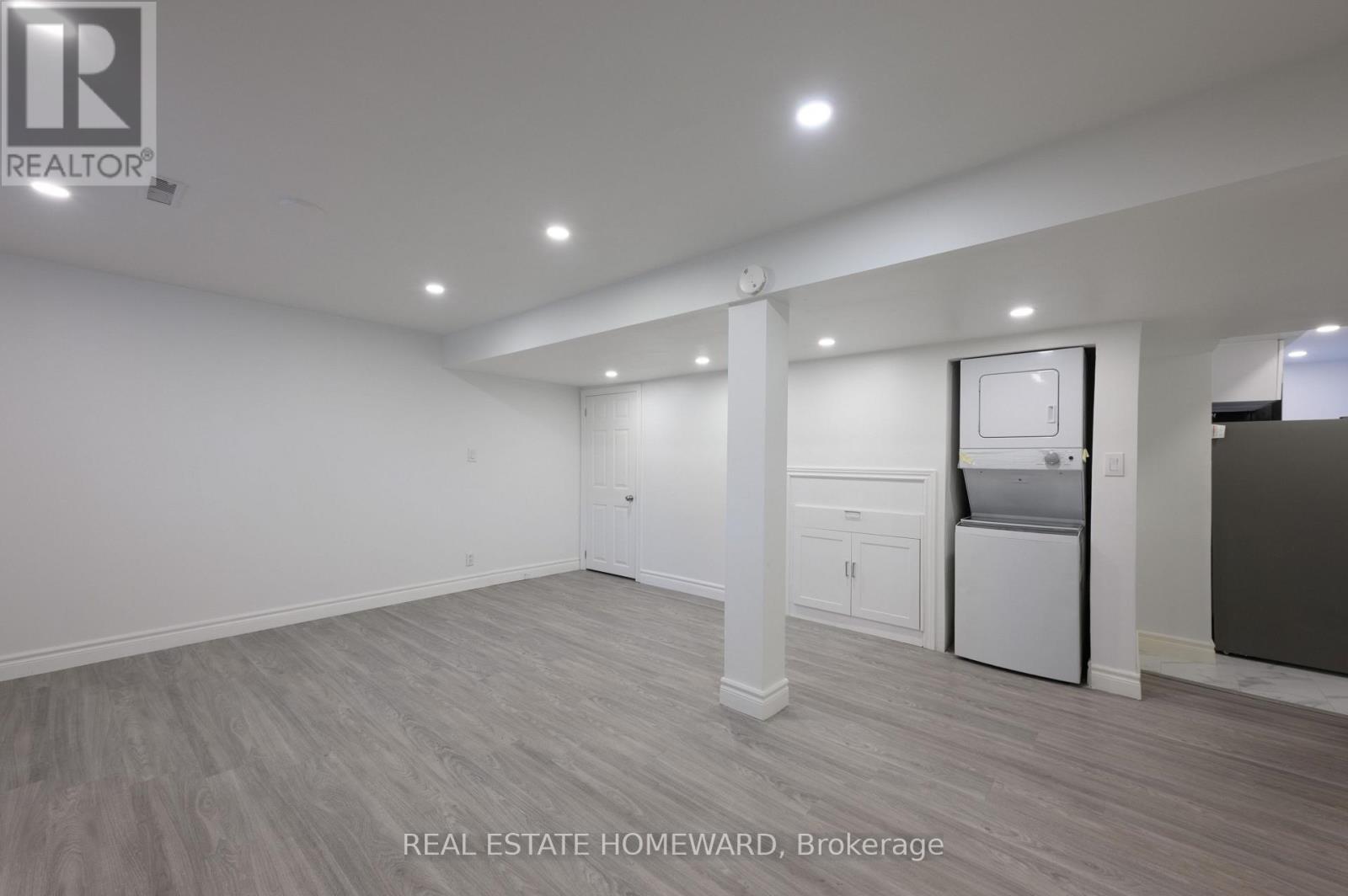 Lower Unit - 114 Old Sheppard Avenue, Toronto, Ontario  M2J 3L8 - Photo 11 - C13067058