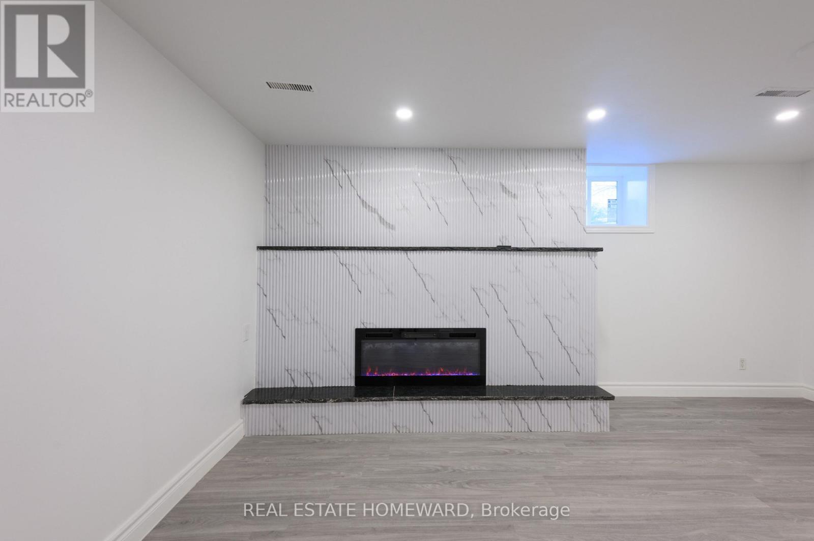Lower Unit - 114 Old Sheppard Avenue, Toronto, Ontario  M2J 3L8 - Photo 6 - C13067058