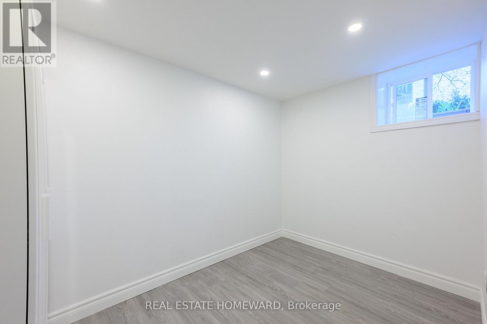 Lower Unit - 114 Old Sheppard Avenue, Toronto, Ontario  M2J 3L8 - Photo 9 - C13067058