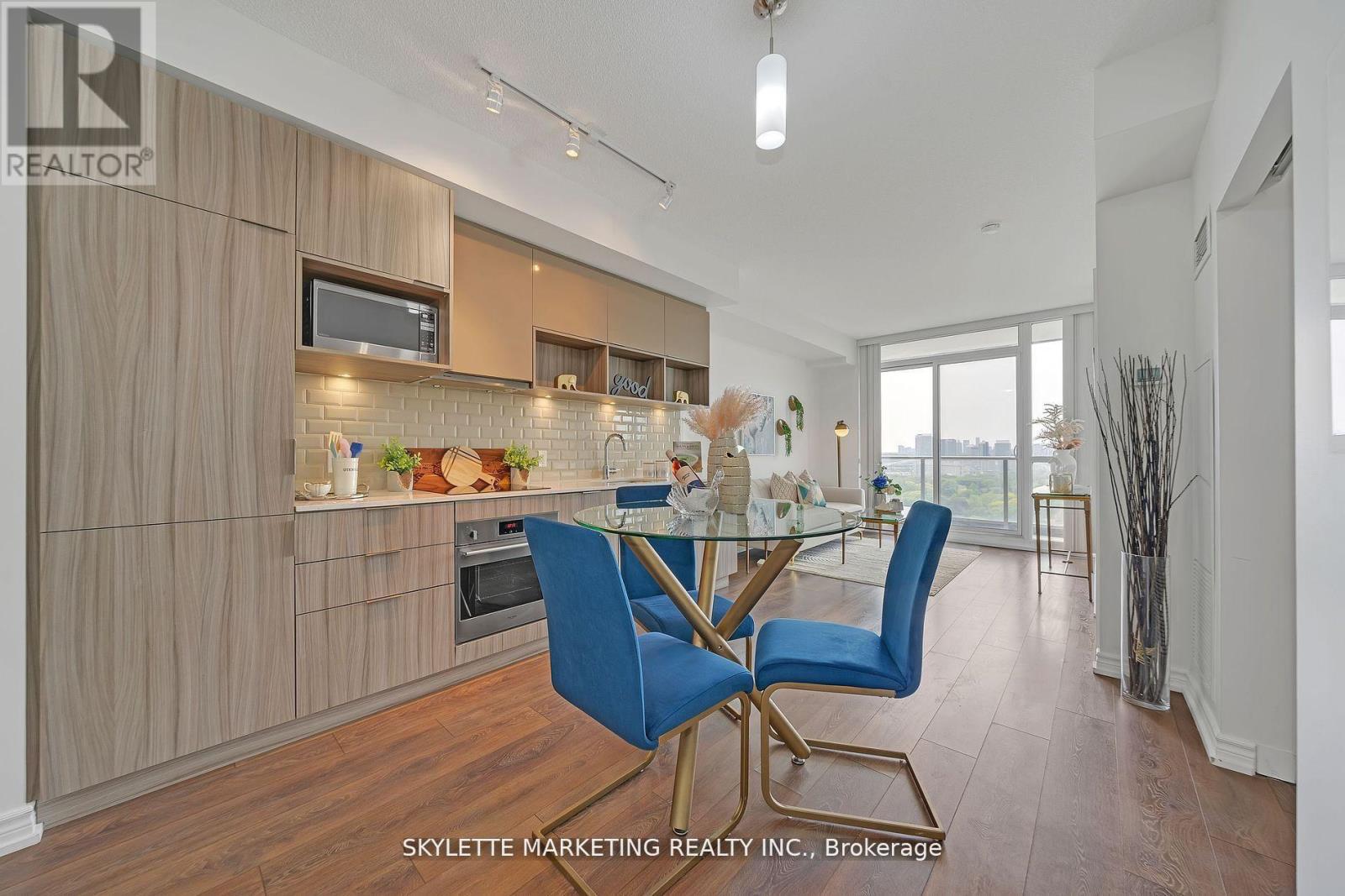 911 - 52 Forest Manor Road, Toronto, Ontario  M2J 1M6 - Photo 2 - C13067110