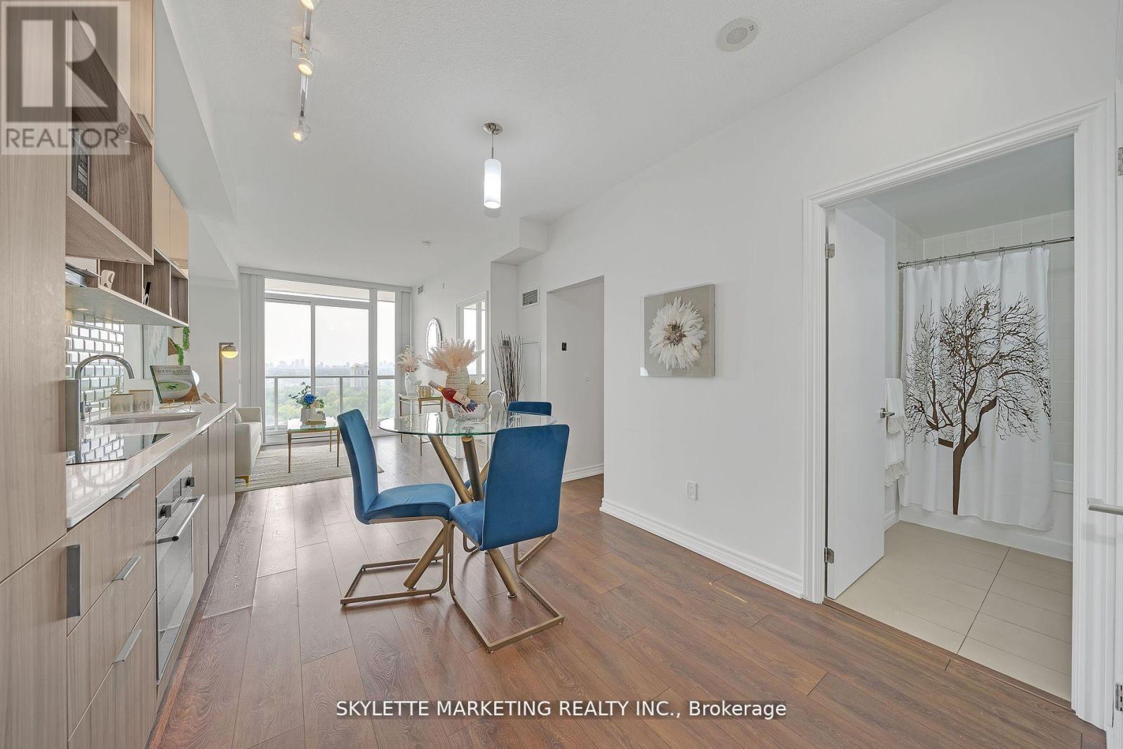 911 - 52 Forest Manor Road, Toronto, Ontario  M2J 1M6 - Photo 3 - C13067110