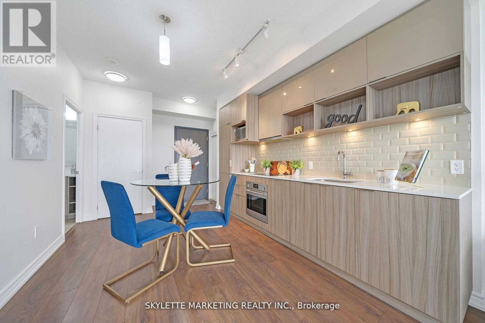 911 - 52 Forest Manor Road, Toronto, Ontario  M2J 1M6 - Photo 4 - C13067110