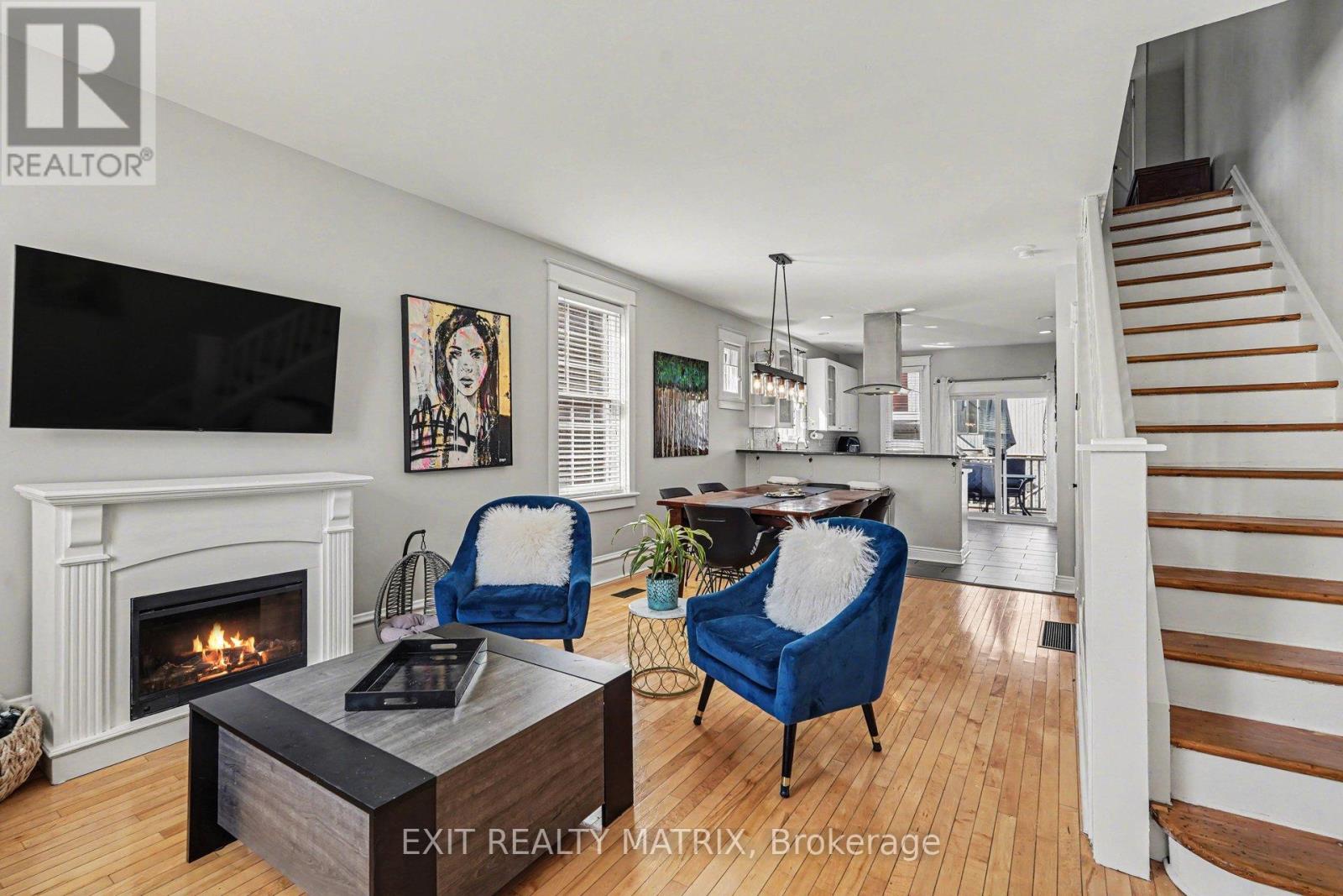 70 Springfield Road, Ottawa, Ontario  K1M 1C7 - Photo 3 - X13066918