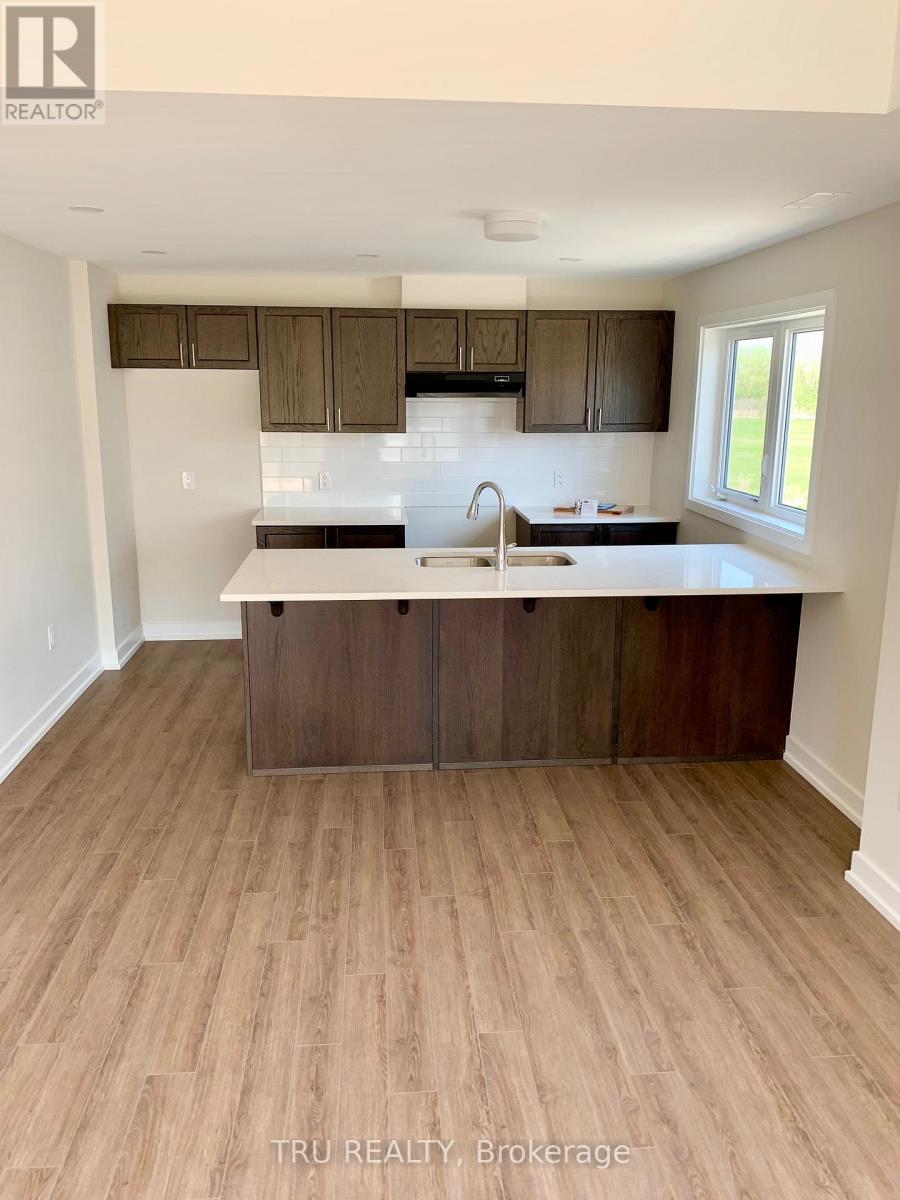 731 Chromite Private, Ottawa, Ontario  K2J 4J7 - Photo 3 - X13067074