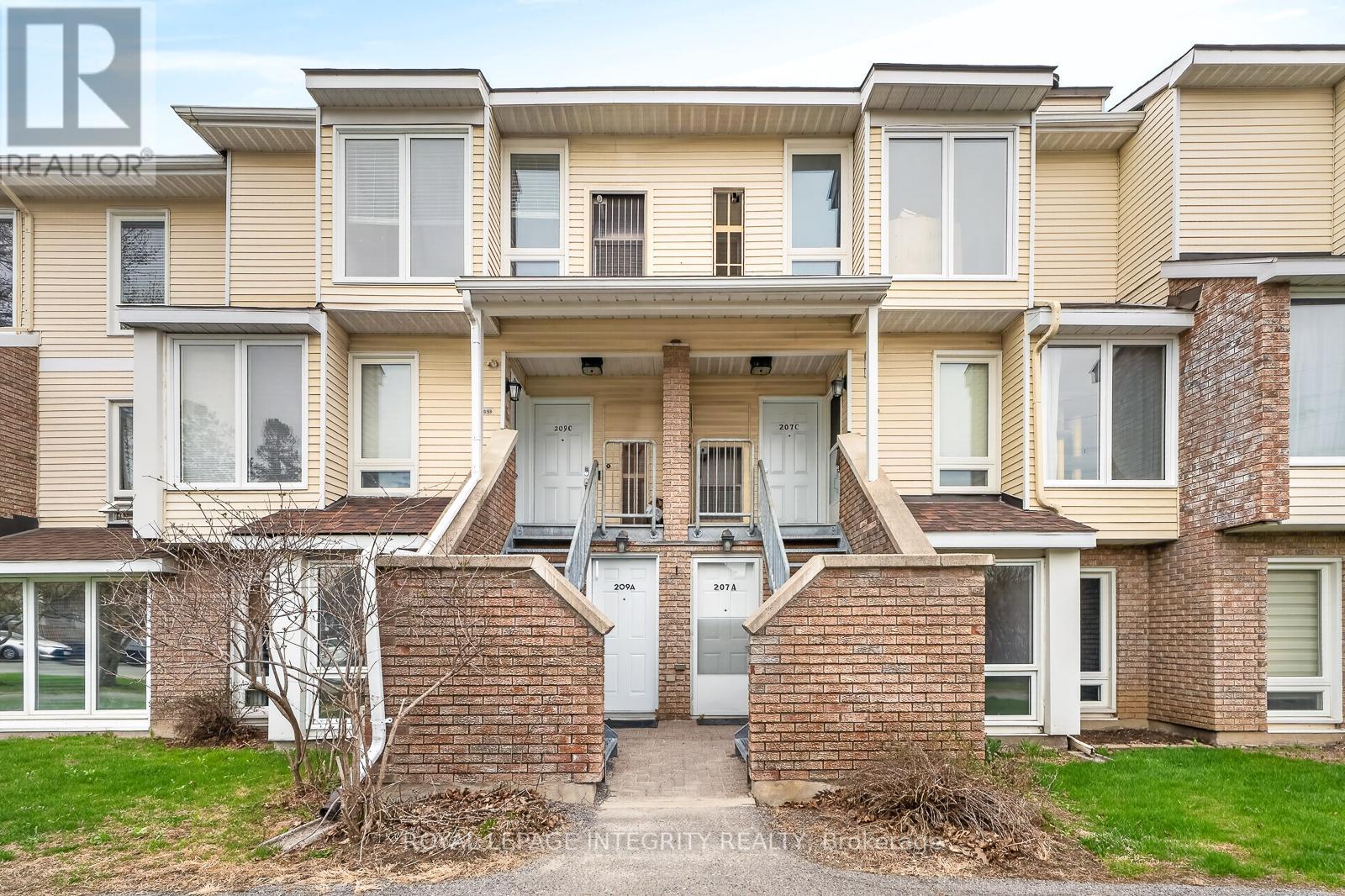 A - 207 Woodfield Drive, Ottawa, Ontario  K2G 4P2 - Photo 1 - X13067120