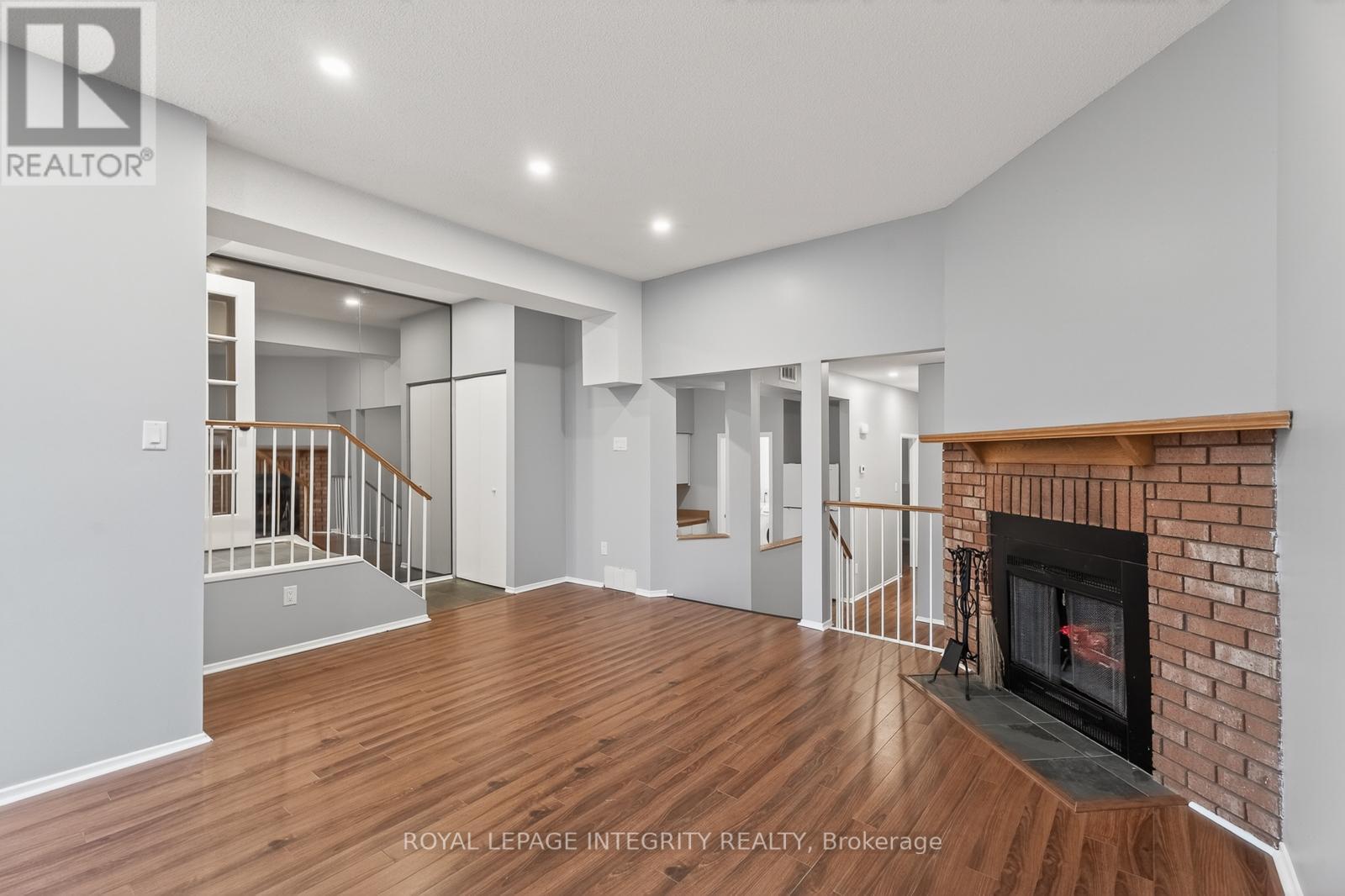 A - 207 Woodfield Drive, Ottawa, Ontario  K2G 4P2 - Photo 10 - X13067120