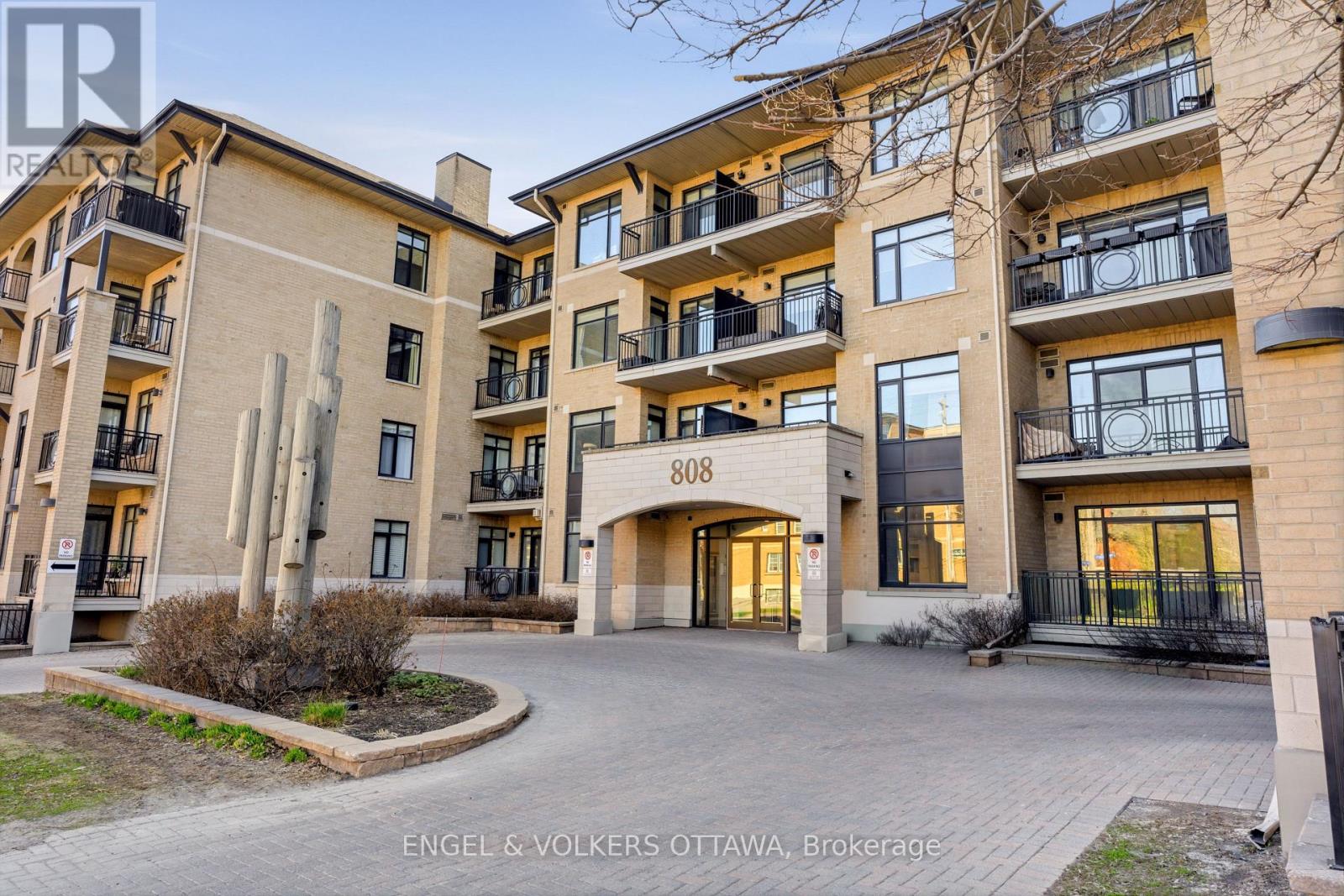 310 - 808 Bronson Avenue, Ottawa, Ontario  K1S 5A4 - Photo 1 - X13067128