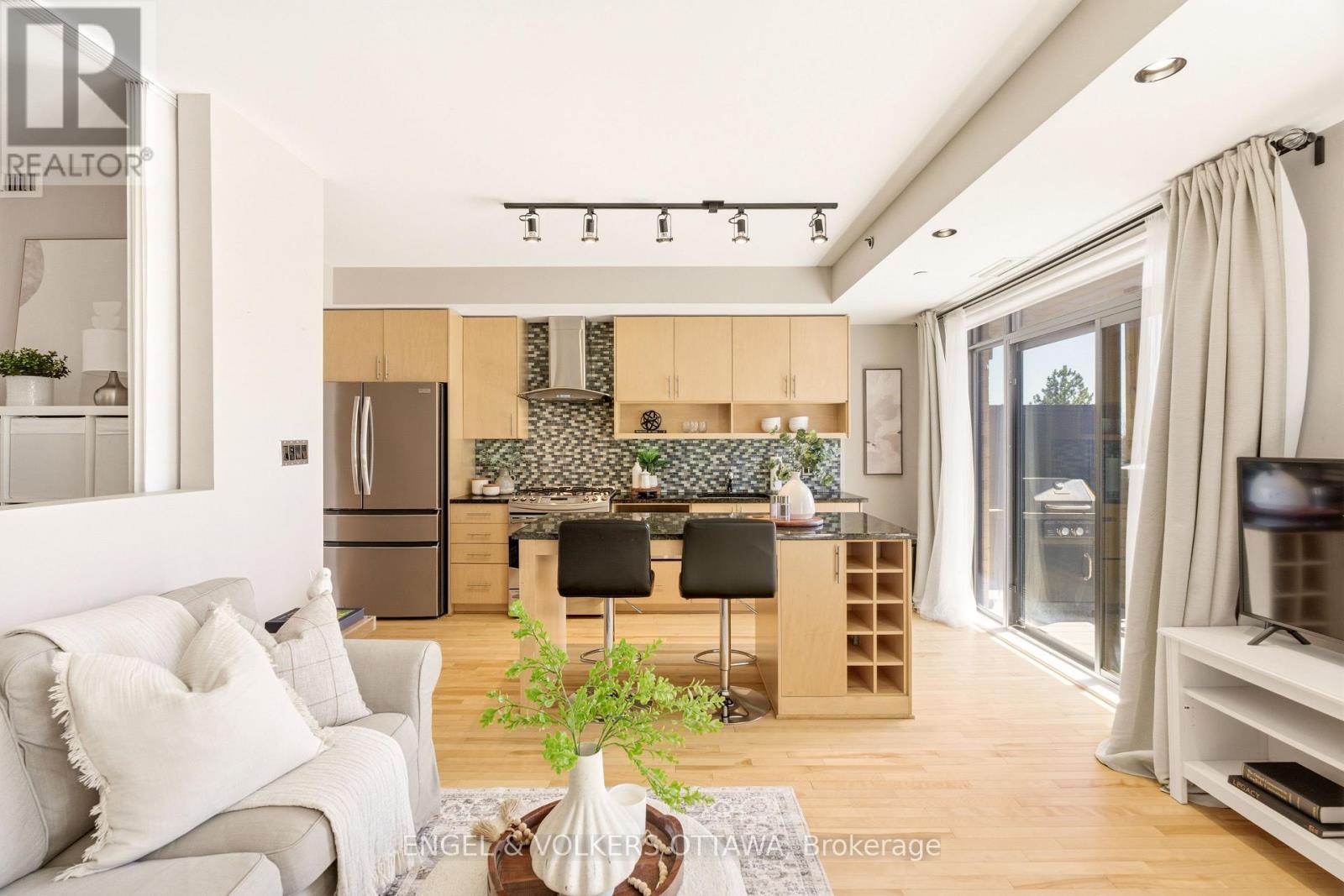 310 - 808 Bronson Avenue, Ottawa, Ontario  K1S 5A4 - Photo 3 - X13067128