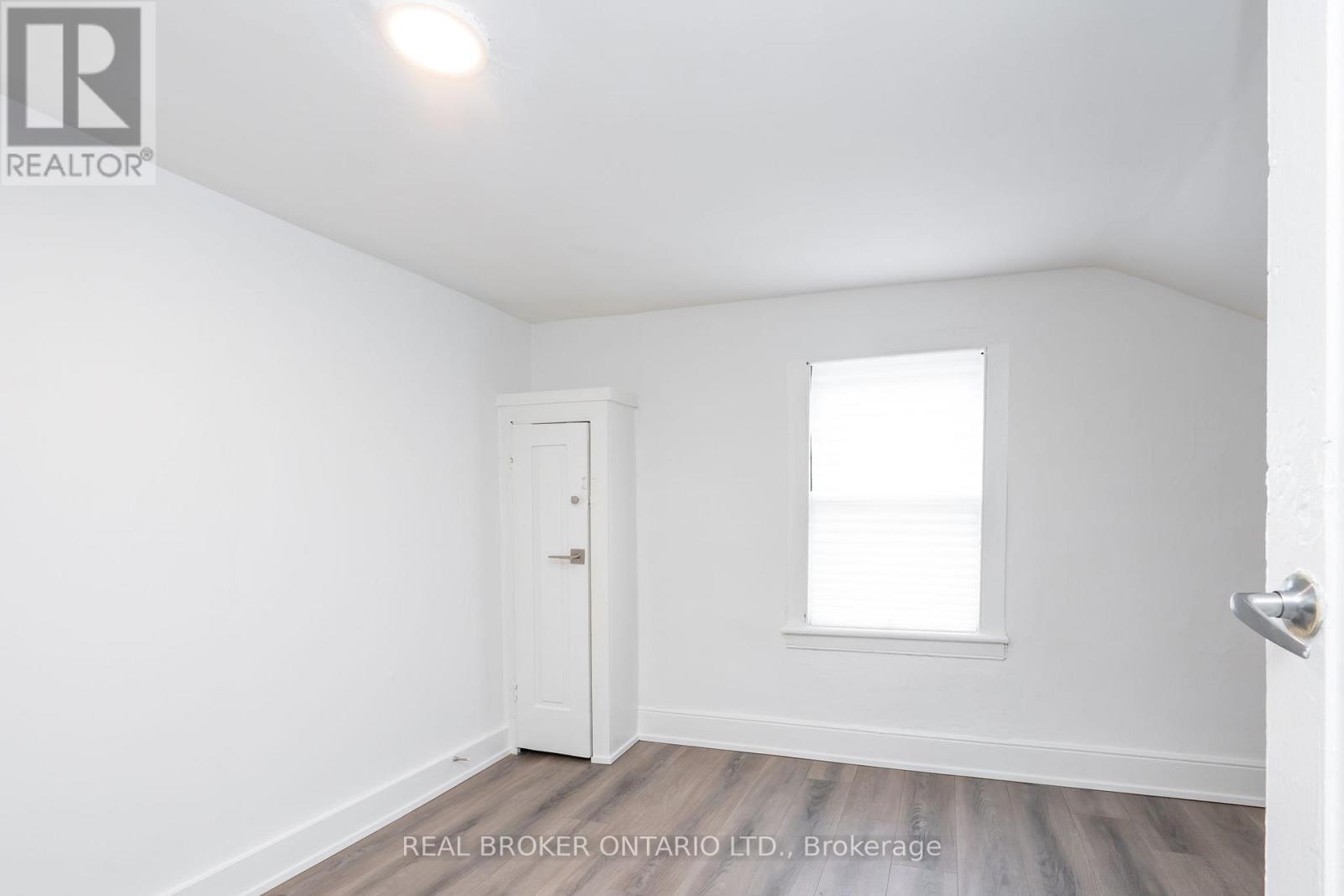 36 & 38 Bruce Street, Oshawa, Ontario  L1H 1P7 - Photo 14 - E13066932