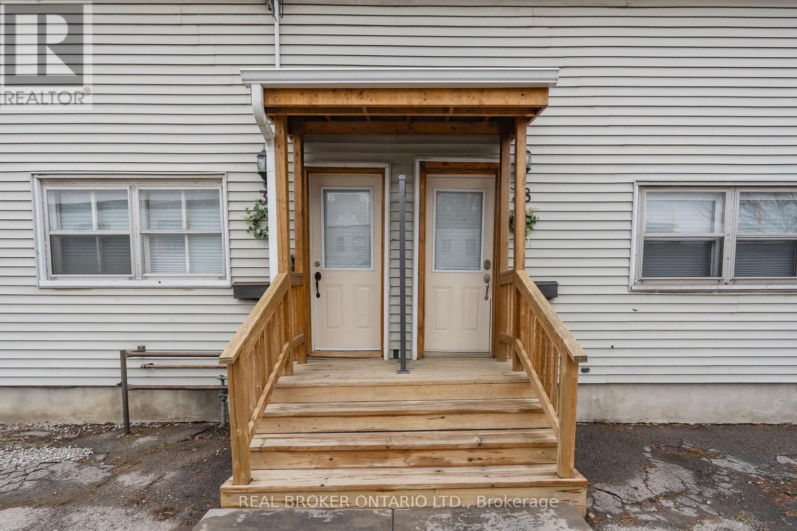 36 & 38 Bruce Street, Oshawa, Ontario  L1H 1P7 - Photo 18 - E13066932