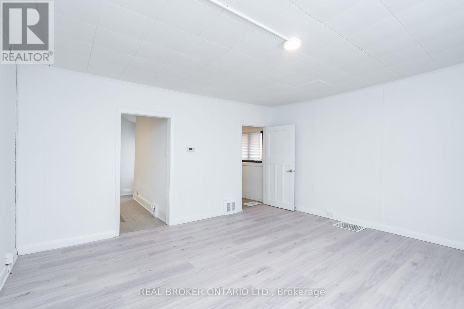 36 & 38 Bruce Street, Oshawa, Ontario  L1H 1P7 - Photo 19 - E13066932
