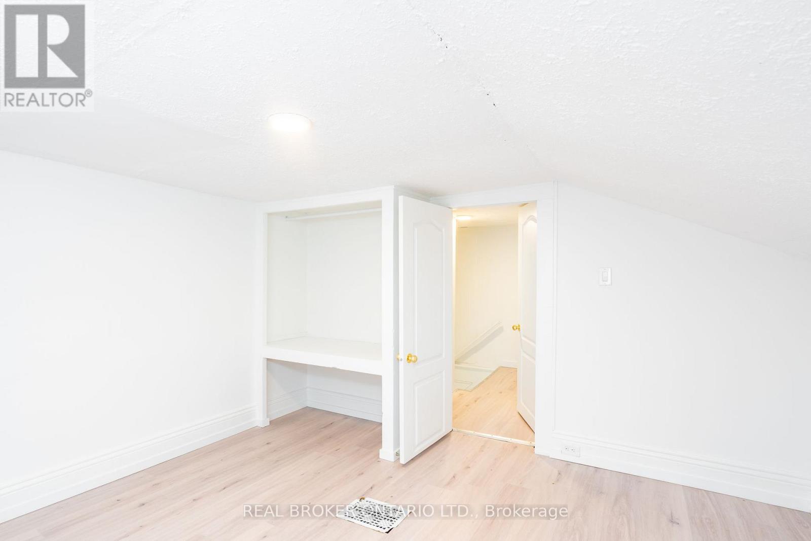 36 & 38 Bruce Street, Oshawa, Ontario  L1H 1P7 - Photo 31 - E13066932